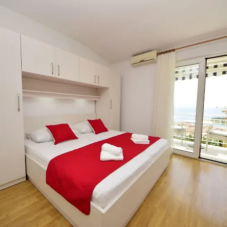 Mira-1 By Interhome *