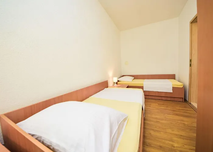 Mira-1 By Interhome Apartamento